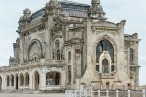 CAZINOUL Constanţa, inclus în lista celor mai periclitate 7 monumente din Europa, va fi CONSERVAT de municipalitate 

