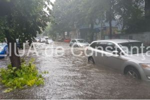 Efectivele MAI au intervenit in cele 14 judete afectate de inundatii. Cele mai afectate localitati