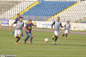 Astăzi, ora 15.00, meci fierbinte sub Drăgana! Metalurgistul Cugir – Unirea 1924 Alba Iulia, primul derby “de Alba” al primăverii