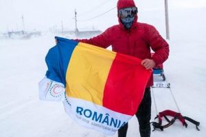 Om sau supererou? Tibi Uşeriu a câştigat, pentru a treia oară, Maratonul Arctic 6633 (VIDEO)