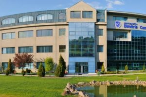 „Centenarul Unirii Basarabiei cu România. Periplu istoriografic, valenţe actuale, dimensiuni viitoare”, conferinţă la Universitatea „Dimitrie Cantemir”