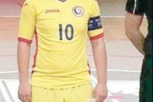 Chemaţi la lotul naţional