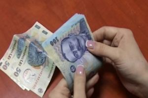 Veste bună pentru studenţi. Ministerul Educaţiei anunţă majorarea burselor: Cât este cuantumul, pe ani de studii