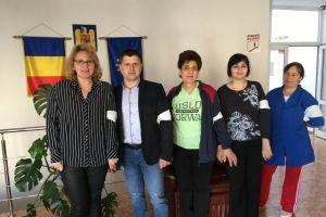 Angajaţii DJTS Bacău sunt în greva japoneză