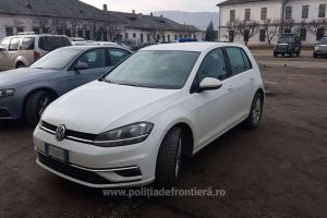 Bistriţean, prins la frontieră la volanul unei maşini furată din Italia