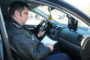 Timpul de aşteptare pentru pentru susţinerea examenului auto s-a redus de la 4 la 2 luni