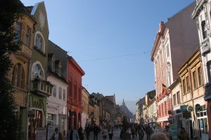 Studenţii Universităţii Transilvania vor „scana” toate clădirile vechi din Centrul Istoric