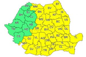 Trei atenţionări de cod galben de vreme rea pentru judeţul Suceava