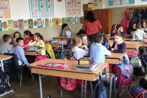 FOTO: Proiectul„Tineri pentru tineri”, în plină desfăşurare