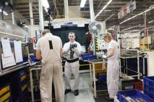 SENZATIONAL! Faurecia vrea sa angajeze 1000 de valceni la fabrica de la Budesti!