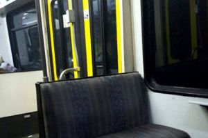 RUŞINE! Iată ce se ÎNTÂMPLĂ într-un tramvai din Arad (VIDEO)