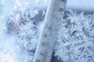 Vremea în ROMÂNIA. RAFALE de VÂNT şi temperaturi aproape de ÎNGHEȚ