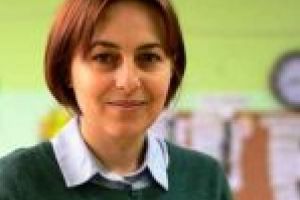 Cadru didactic la o grădiniţă dintr-o comună din judeţul Alba, prima educatoare premiată la Gala MERITO