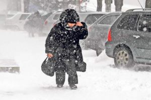 Vremea întoarce foaia! COD GALBEN de frig şi ninsori