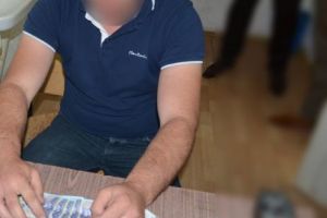 MITĂ la poliţist. Un salariu pentru un permis SUSPENDAT