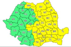 Primăvara e ca iarna: Jumătate din ţară este sub cod galben de ploi, polei şi rafale de vânt. Vremea se va răci accentuat