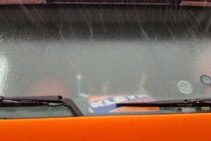 Circulatie inchisa pentru toate categoriile de autovehicule pe A2, intre Fundulea si Drajna pe ambele sensuri din cauza fenomenului meteo de ploaie inghetata