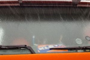 Trafic restricţionat pe A2 Bucureşti-Constanţa din cauza fenomenului ploaie îngheţată