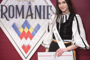 Raluca Marini, din Alba, câştigătoarea show-ului ”Ie, Românie” pe Transilvania. Tânăra a cochetat cu modelingul, e iubitoare de animale şi pasionată de fotografie