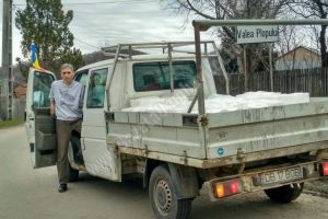 Asociaţia Literata a strâns bani şi bunuri pentru copiii din comunitatea de la Valea Plopului