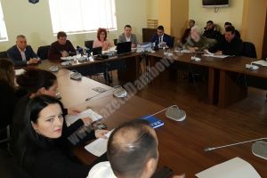 PNL pierde trei supleanţi, la Titu. Alegerile anticipate pentru Consiliul Local, scenariu tot mai posibil