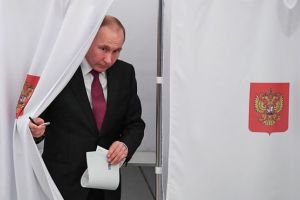 Vladimir Putin a obţinut un nou mandat de şase ani la cârma Rusiei