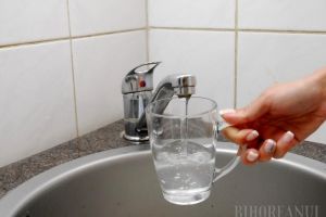 Orădenii de pe malul stâng al Crişului rămân două nopţi fără apă