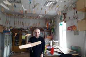Istorie a aviaţiei româneşti, realizată de un profesor de aeromodelism de la Palatul Copiilor din Sfântu Gheorghe