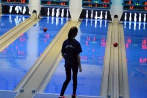 Cursa pentru păstrarea titlului continuă