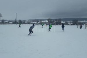 Competiţiile judeţene ar putea suferi o nouă amânare
