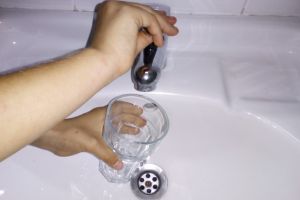 Se opreşte apa în centrul Bacăului şi în cartierul Tache