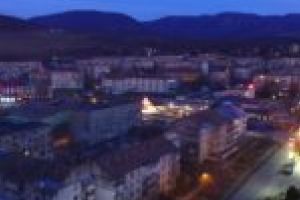 Primăria Oraviţa şi elevii din oraş încep curăţenia. TU cum te implici?