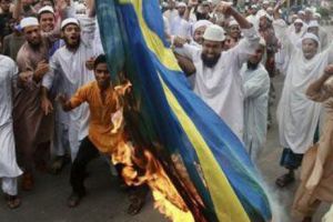 Suedia NU mai este SIGURĂ din cauza MIGRANŢILOR. Criminalitatea în CREŞTERE