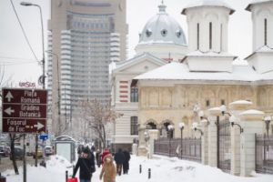 Un nou CICLON POLAR loveşte ROMÂNIA. Stratul de ZĂPADĂ poate ajunge până la 60 de centimetri