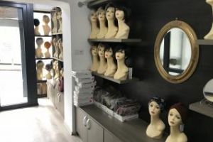 Peruci Profesionale la Cluj, atât pentru bărbaţi cât şi pentru femei. Vezi de ce oferte beneficiezi (P)