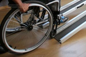 Alergati si donati pentru persoane cu dizabilitati Au nevoie de ajutor pentru a nu trai izolate