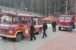 Pompierii voluntari din Gheorgheni au primit ca donaţie autospeciale de intervenţie