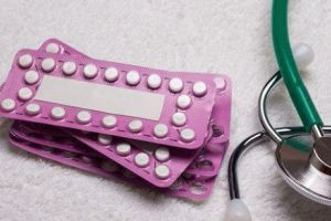 Vrei să te fereşti de o sarcină nedorită, dar nu ştii ce să alegi dintre multiplele metode de contracepţie?