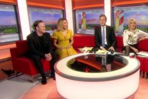 MOMENTE JENANTE la o mare televiziune. CE S-A ÎNTÂMPLAT ÎN DIRECT a intrat în istoria marilor gafe. Video 