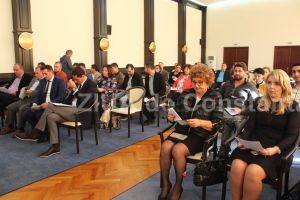 Proiect de Consiliu Local, initiat de USR:  Contractele, protocoalele, platile si licitatiile Primariei si ale institutiilor aflate in subordinea CL sa fie postate pe site-ul Primariei Constanta (document)