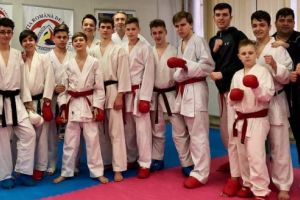 Parteneriat interjudeţean Hunedoara – Arad în karate