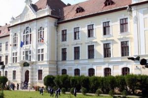 (Re)înfiinţarea Liceului Teologic Romano-Catolic din Târgu-Mureş, declarată neconstituţională. Reacţia UDMR, dură: “Într-un stat model nu se iau astfel de decizii”