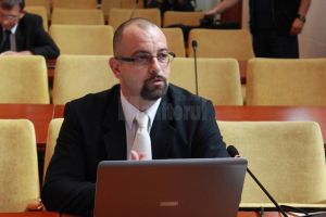 Doctorul Leon Postolache a revenit la conducerea Direcţiei Sanitar Veterinare