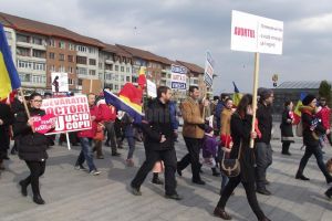 ”Marşul pentru viaţă”, ediţia a IX-a, pe esplanada Casei de Cultură Suceava