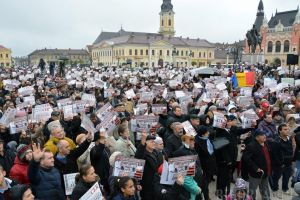 Coaliţia pentru Familie #insistă: Pregăteşte un nou miting în Piaţa Unirii din Oradea