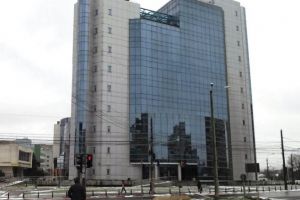 Primarul Adrian Dobre anunta ca, dupa Paste, Primaria se va muta in cladirea OMV Petrom