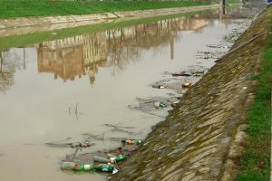 Constantin Radulescu: Vom declansa actiuni pentru eliminarea gunoaielor şi a altor corpuri străine de pe cursurile de apă din judet