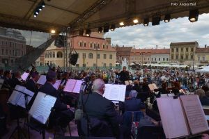 44 de cereri de finanţare pentru „Ghidul cultural“