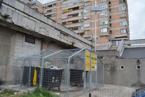 Promisiuni îndeplinite: RER a finalizat montarea de sisteme automate de închidere a ţarcurilor pentru gunoaie