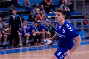 Handbalistul de la CSM Oradea Tudor Botea, convocat la lotul naţional de seniori